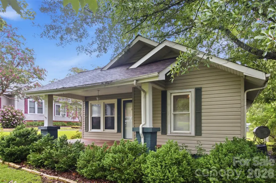 505 S Battleground Avenue, Kings Mountain, NC 28086 - #3