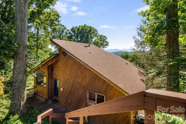 529 N Griffing Boulevard, Asheville, NC 28804