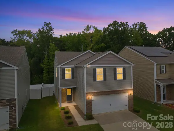8133 Clairwood Drive, Charlotte, NC 28269