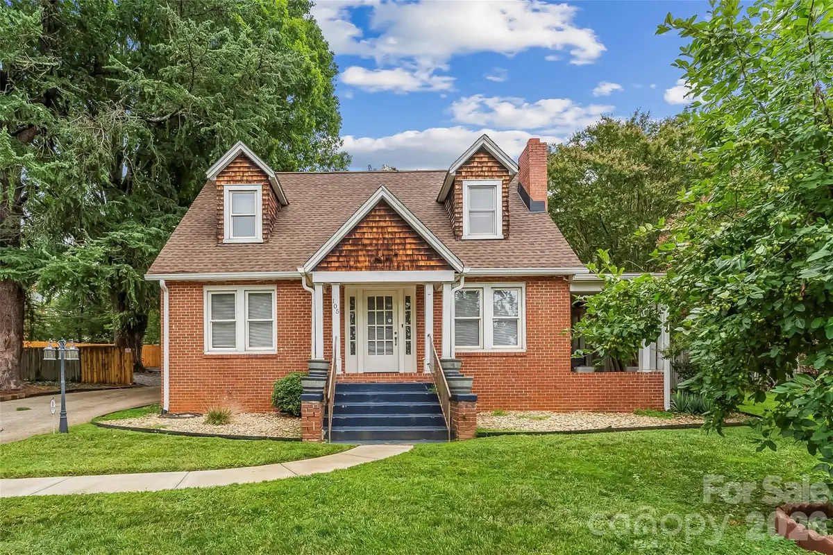 105 S Anderson Street, Morganton, NC 28655 - #1