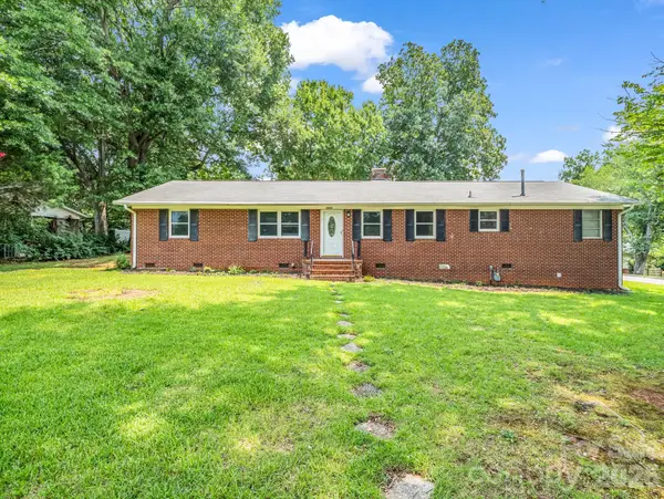 2044 Helen Drive, Gastonia, NC 28054