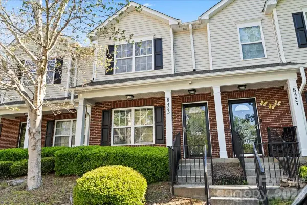 8453 Big Creek Court, Charlotte, NC 28105
