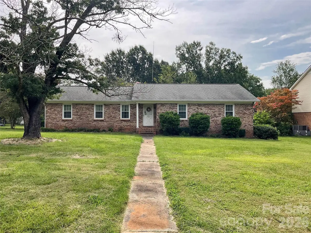 14232 Springwater Drive, Matthews, NC 28105 - #1