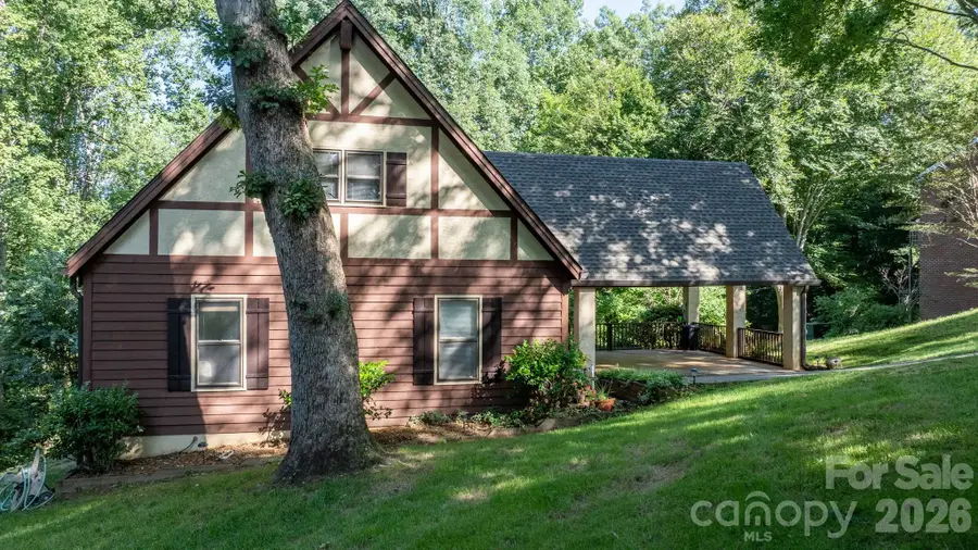 5562 Clearlake Drive, Hickory, NC 28601 - #3