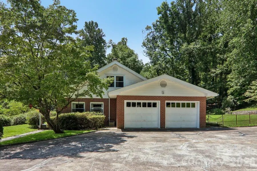 1404 Valmont Drive, Hendersonville, NC 28791 - #3