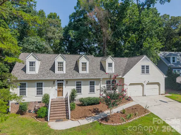 5815 Chapel Creek Court, Charlotte, NC 28226