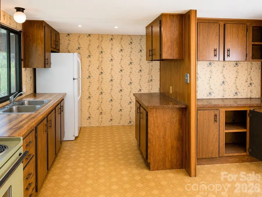 30 Gertrude Lane, Candler, NC 28715 - #3