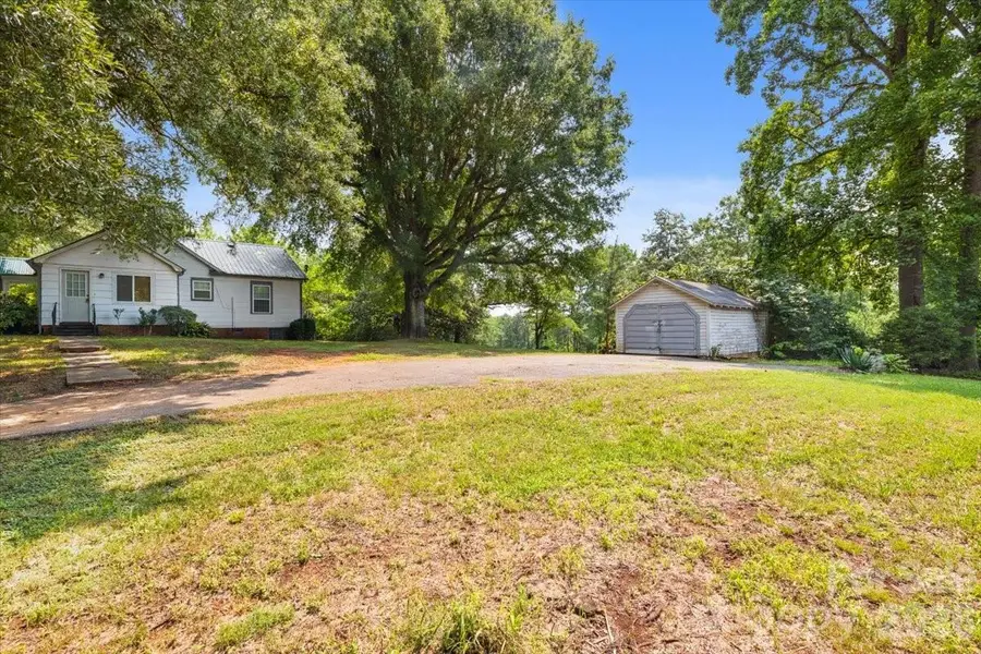 1751 W Nc 10 Highway, Newton, NC 28658 - #3