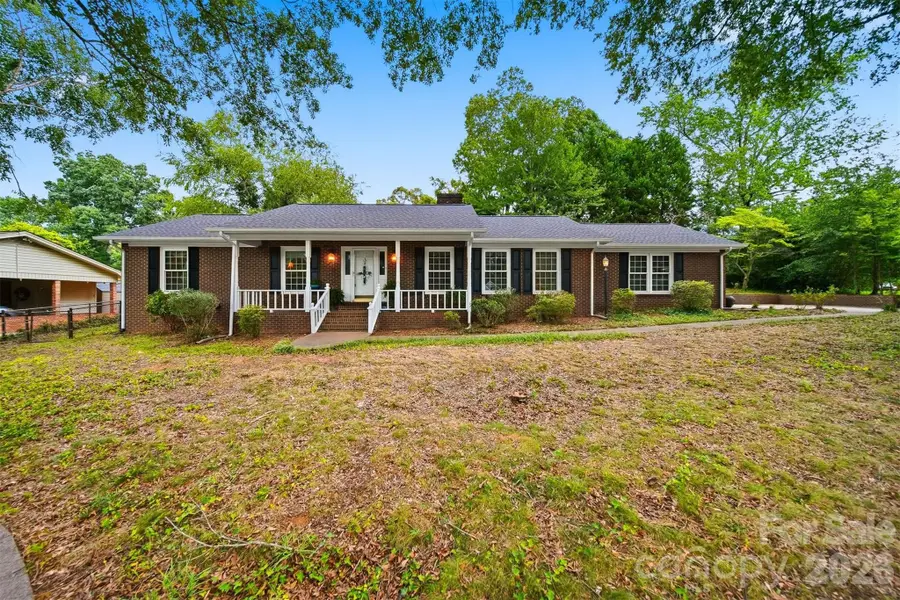1756 12th Street Drive Nw, Hickory, NC 28601 - #2