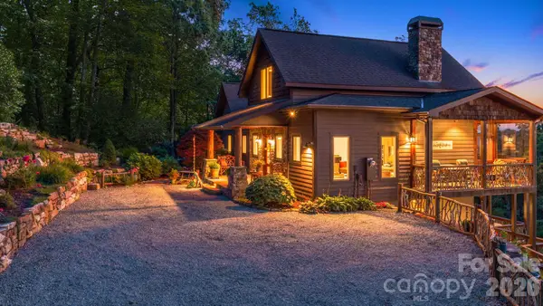 138 Bear Paw Drive, Brevard, NC 28712