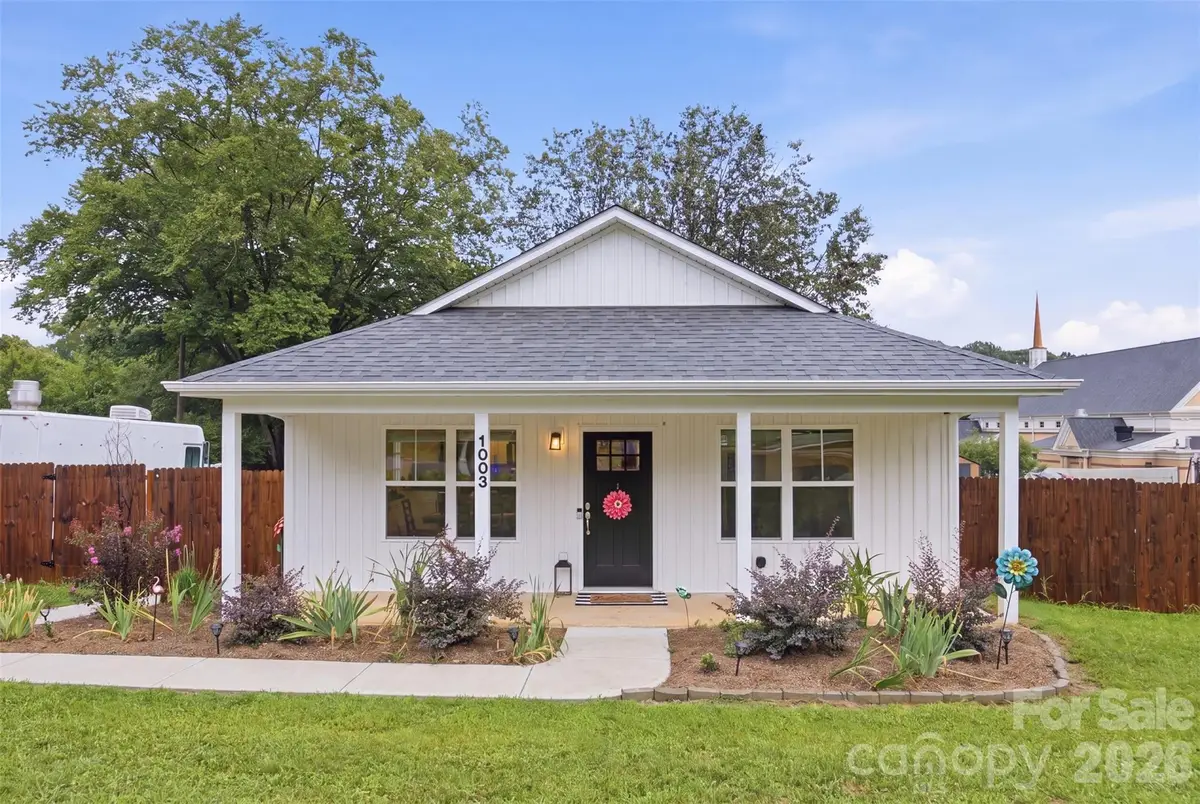 1003 Adams Street, Statesville, NC 28677 - #1
