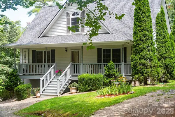 90 Pine Forest Drive, Weaverville, NC 28787