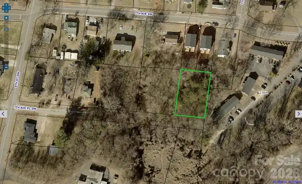 7 7th Avenue Place Sw, Hickory, NC 28602