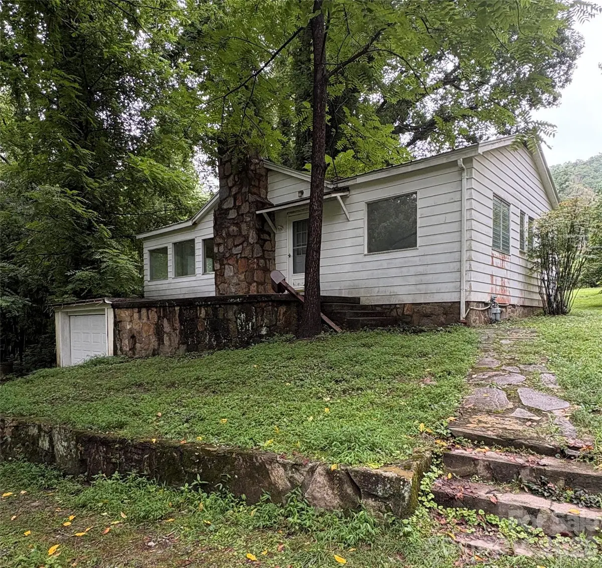 912 Halstead Boulevard #1-8, Hendersonville, NC 28791 - #1