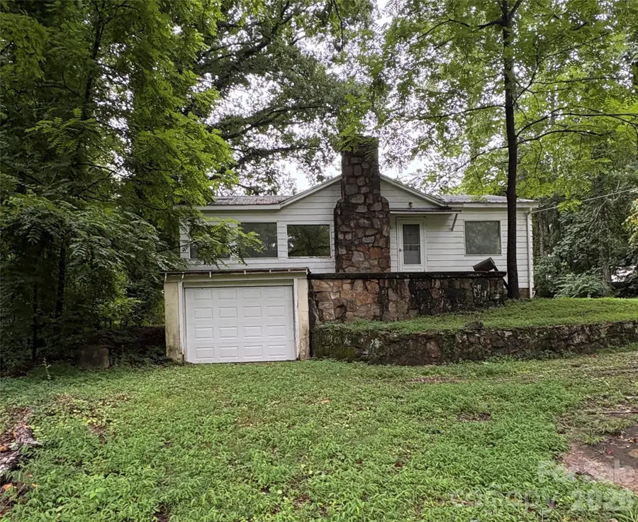 912 Halstead Boulevard #1-8, Hendersonville, NC 28791 - #3