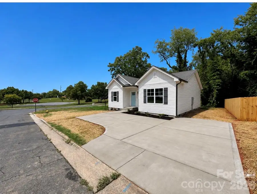 1010 John Street #4, Monroe, NC 28110 - #2