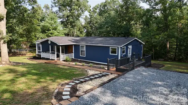 1120 Sandy Plains Road, Tryon, NC 28782