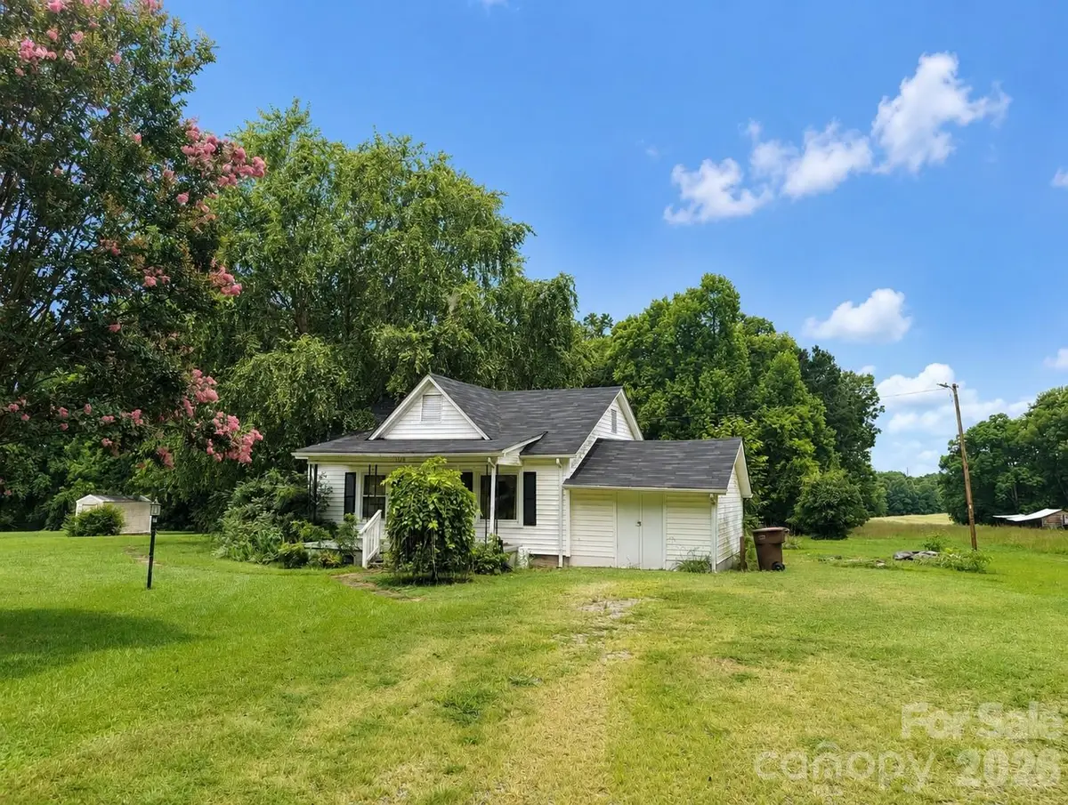 1538 Independence Square, Kannapolis, NC 28081 - #1