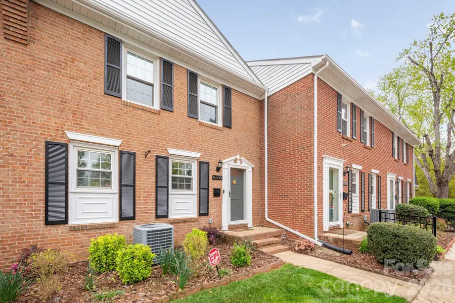8308 Knights Bridge Road, Charlotte, NC 28210 - #2