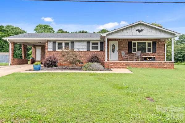 131 River Road, Boonville, NC 27011