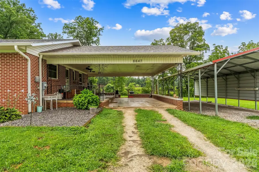 8647 Us 221 Highway N, Marion, NC 28752 - #3