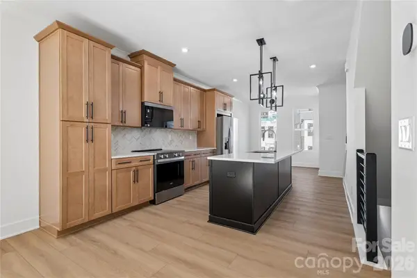 5013 Dutchess Drive, Charlotte, NC 28217