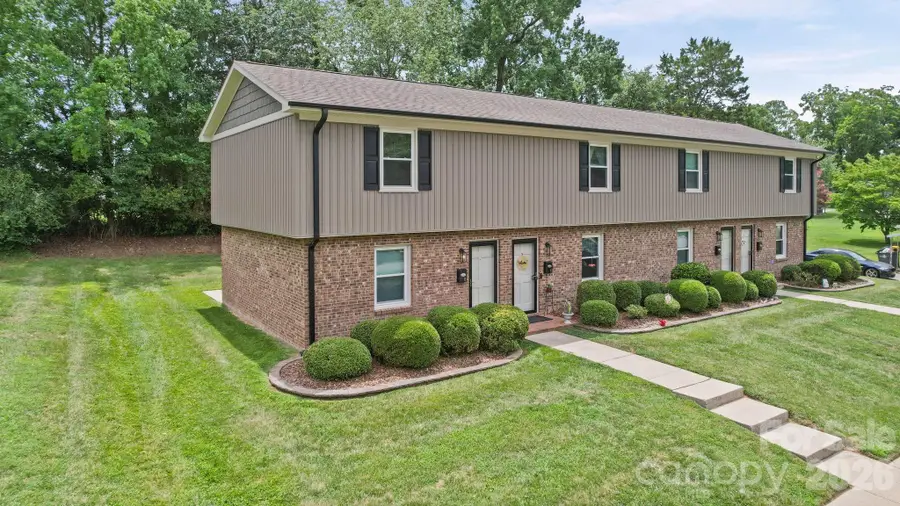 406 E 18th Street, Kannapolis, NC 28083 - #3