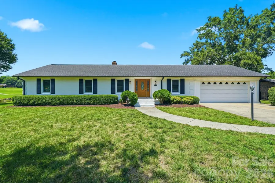 1335 Stoneyridge Drive, Charlotte, NC 28214 - #2