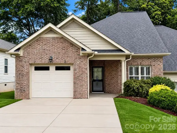7 Shady Hollow Lane, Greer, SC 29651