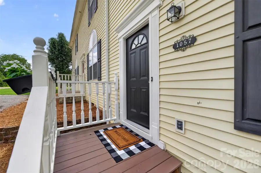 1057 19th Street Ne, Hickory, NC 28601 - #3