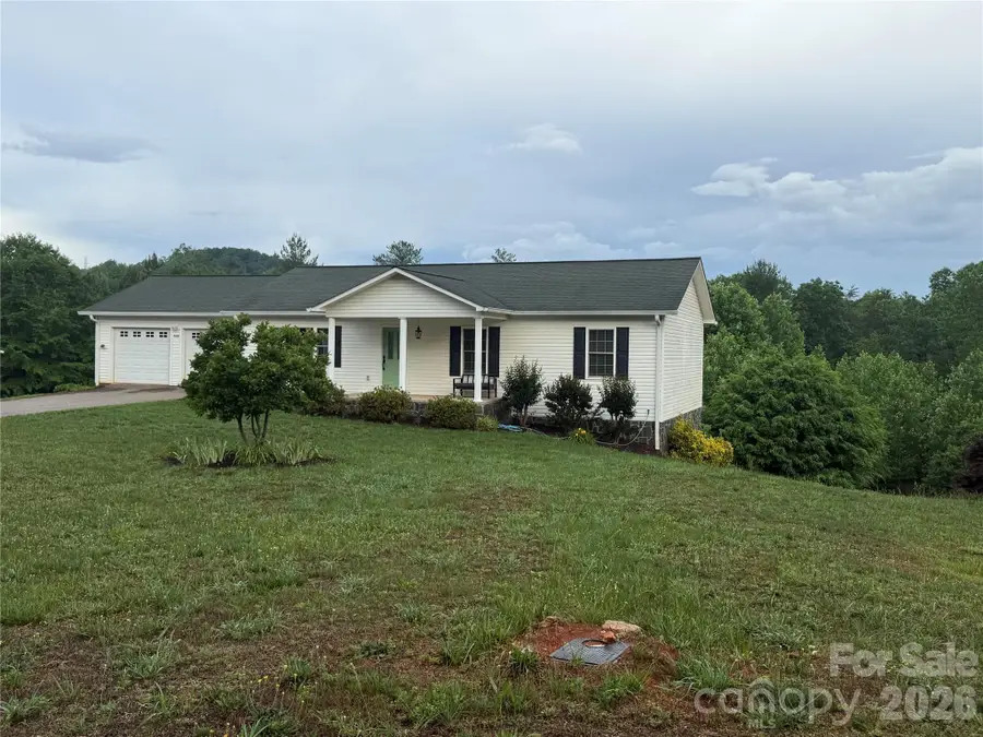 4460 Gouge Avenue, Morganton, NC 28655 - #3