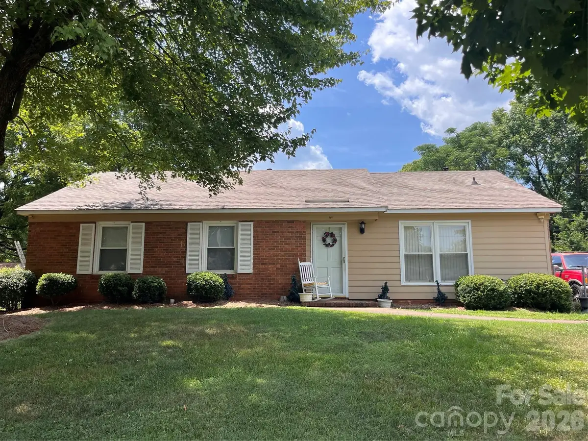 3611 Firestone Drive, Charlotte, NC 28216 - #1