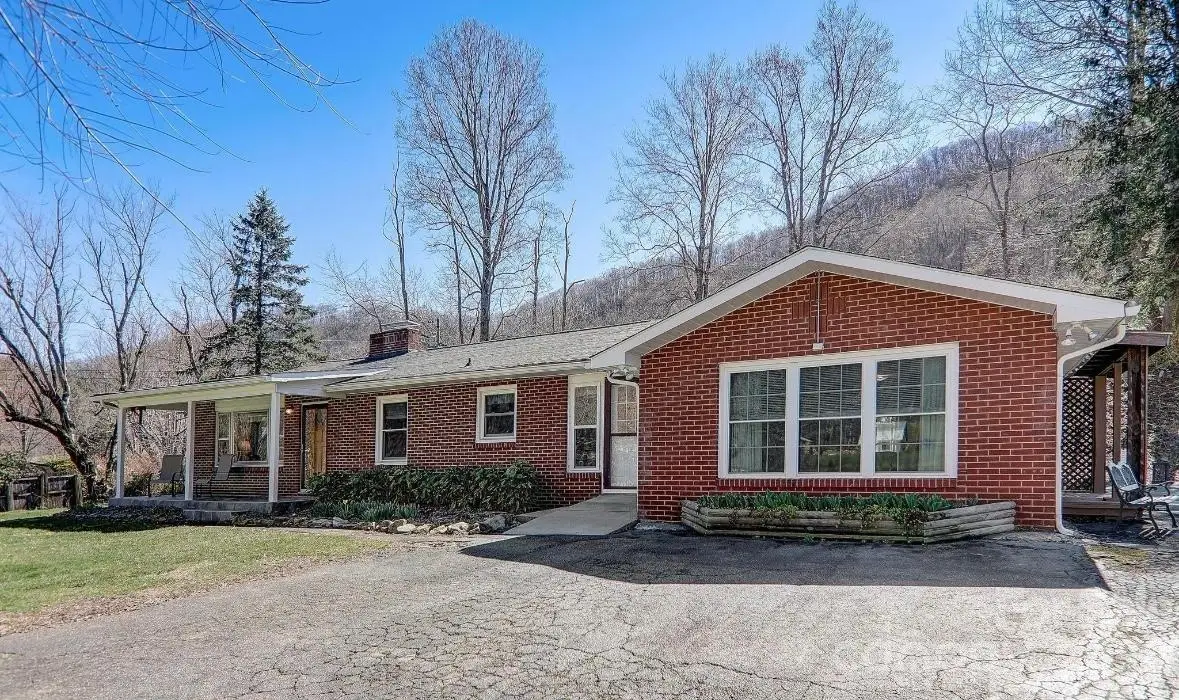 2541 Dellwood Road, Waynesville, NC 28786 - #1