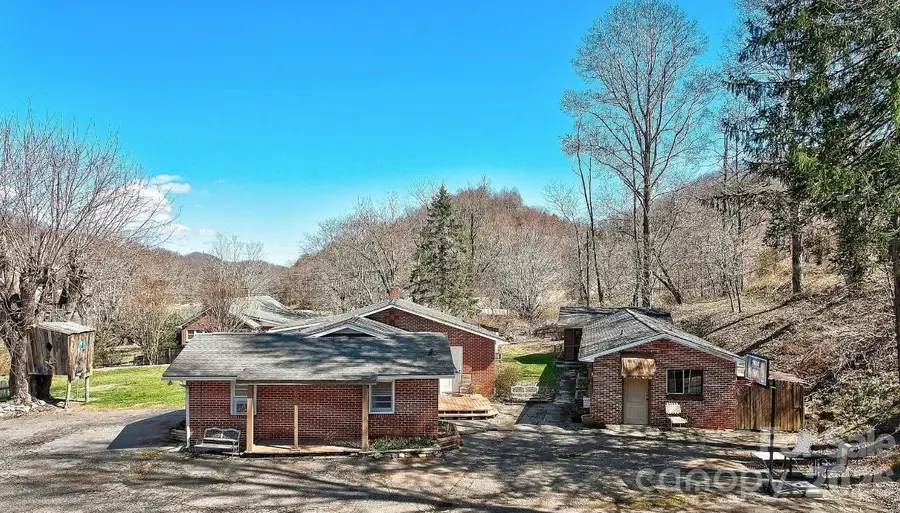 2541 Dellwood Road, Waynesville, NC 28786 - #2