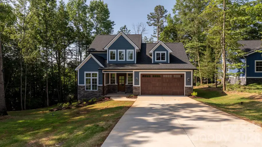 3821 54th Avenue Ne, Hickory, NC 28601 - #2