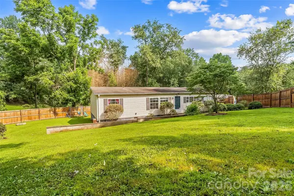 19 Brandon Lane, Weaverville, NC 28787