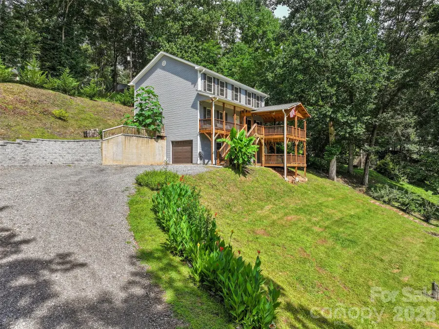 133 Shadow Oak Lane, Clyde, NC 28721 - #3
