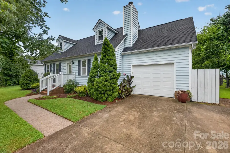 3550 Farm Lake Drive Sw, Concord, NC 28027 - #3