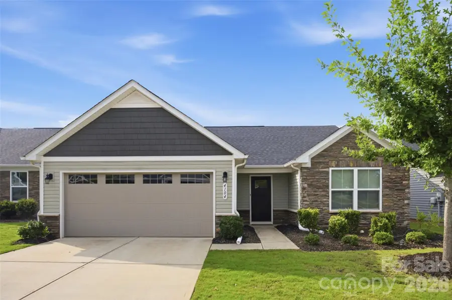 4104 Mackinnon Drive, Charlotte, NC 28214 - #2