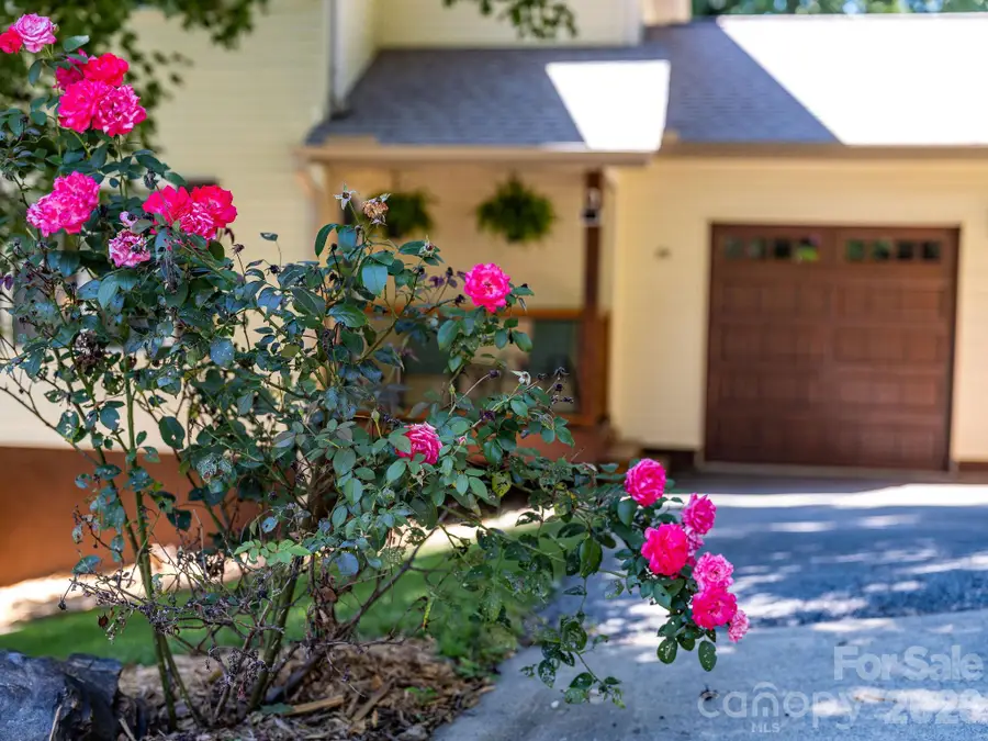 19 Oakcrest Place, Asheville, NC 28806 - #2
