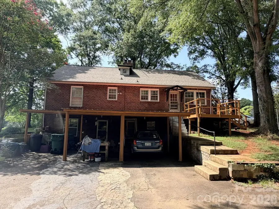 737 W C Street, Newton, NC 28658 - #2