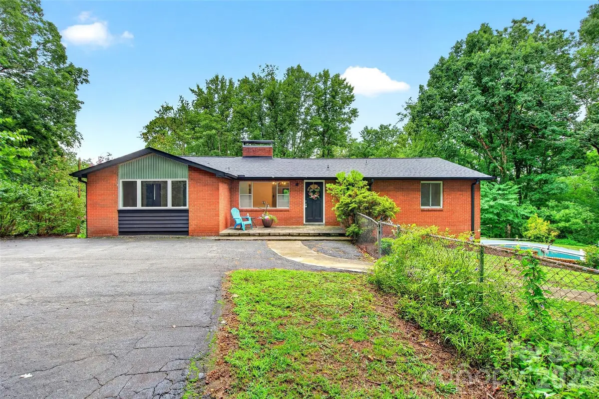40 Mintz Lane, Swannanoa, NC 28778 - #1