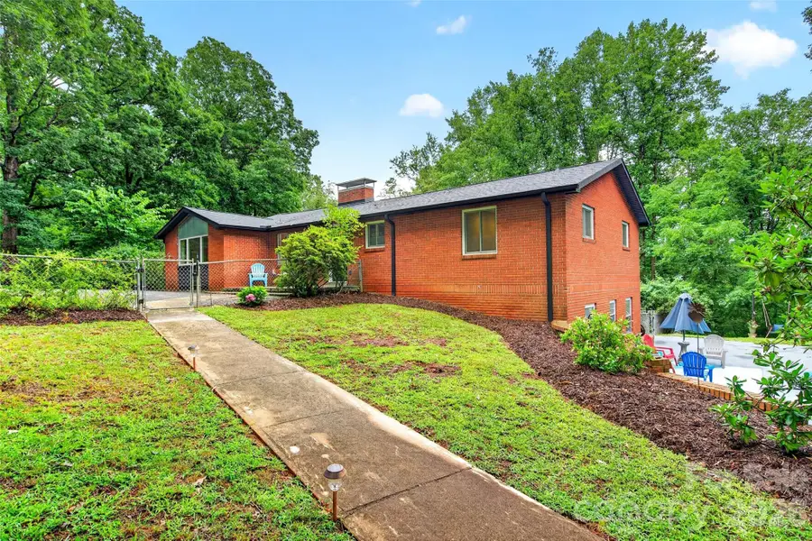 40 Mintz Lane, Swannanoa, NC 28778 - #3