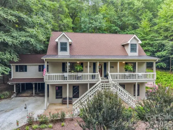 103 Audia Way Drive, Zirconia, NC 28790