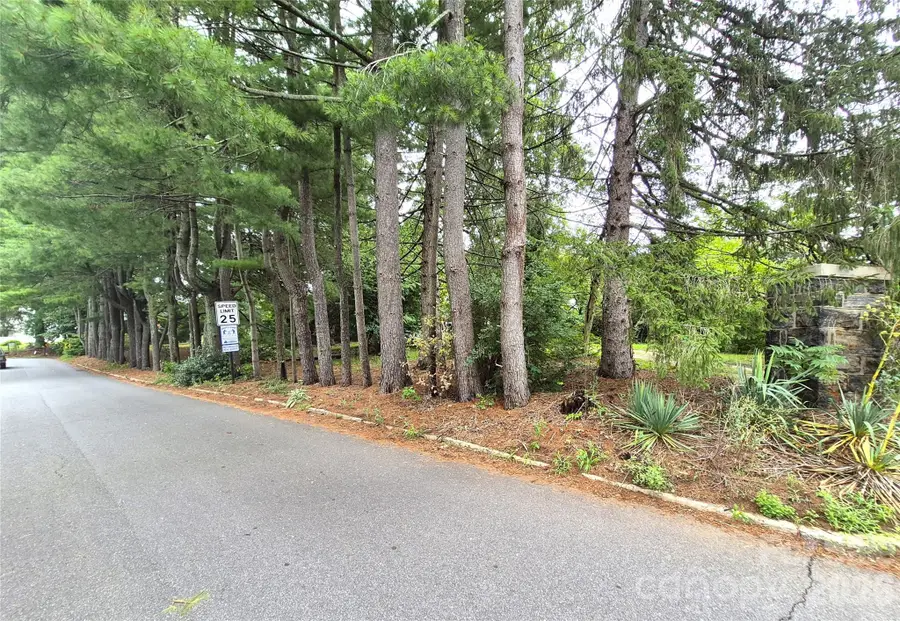 57 Beverly Road W, Asheville, NC 28806 - #2