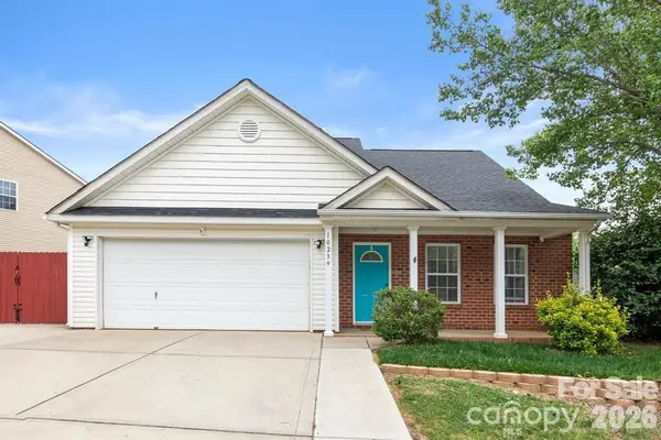 10239 Apple Dove Court, Charlotte, NC 28214