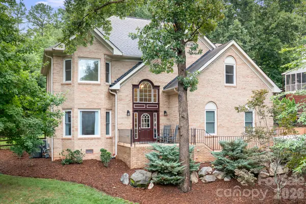 7048 Mariners Court, Tega Cay, SC 29708