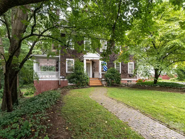 174 Pearson Drive, Asheville, NC 28801