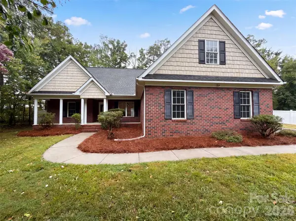 2037 Olde Towne Drive, Monroe, NC 28110