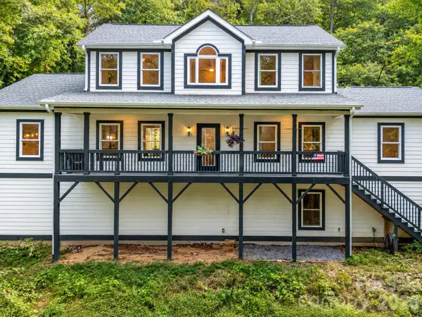 820 Merrills Cove Road, Asheville, NC 28803